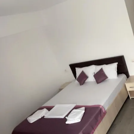 Geh House 3*