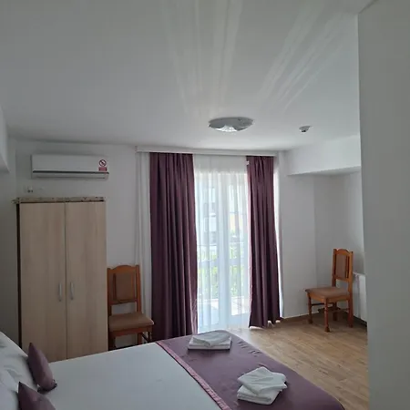 Geh House Πανσιόν Năvodari